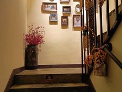 -小草屋轰趴馆别墅派对新场团建家庭聚会