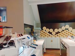 -潮一不贰·法式甜品·生日蛋糕·西式简餐(外滩店)