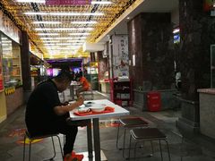 -泰龙城小吃街