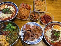 -聚合鑫东北熏酱熟食麻辣面(长阳店)