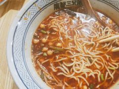 -魔都三兄弟酸辣粉·蘸卤炸串(虹桥万科店)