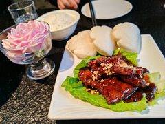 -河畔春天时尚餐厅