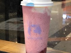 草莓很好喝-瑞幸咖啡(青秀区龙光世纪A座店)