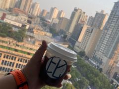 -Be Lived Cafe比例咖啡(摩天轮店)
