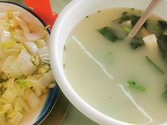 -红月湾海鲜饭店•沙滩海景(双月湾店)