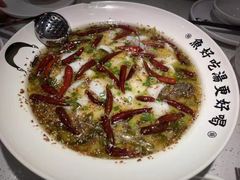 -江渔儿酸菜鱼(映月湖环宇城店)