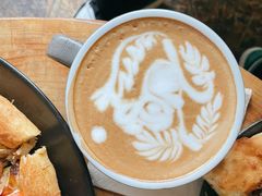 拿铁-O'mills Sourdough Bakery&Bistro(永嘉路店)