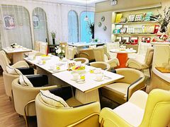 -燕庭·纯燕窝·甜品下午茶(南京西路店)