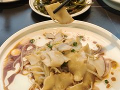 -鑫悦楼煎蟹·16年海鲜大排档