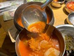 泡菜汤-姜虎东白丁烤肉(恒隆广场店)