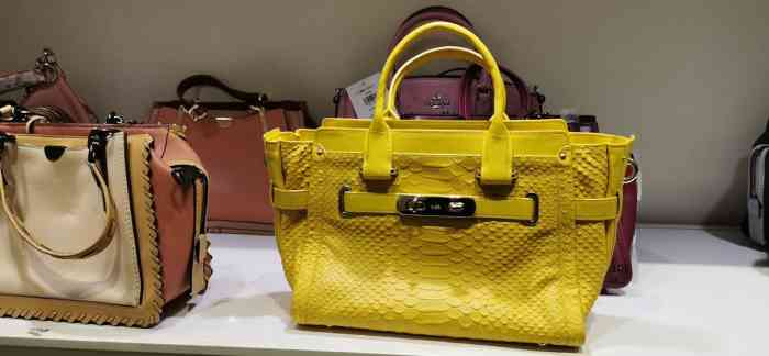 coach(翠微百货店)-"闭店打折的最后两天才知道有活动,知道的当.