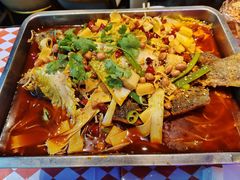 -霸气大叔干锅鸭头·龙虾烧烤·川菜·赛事直播(三里屯店)