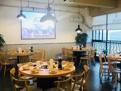 大堂-李子坝梁山鸡(李子坝大鸡哥店)