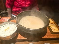 -银米·云南传统过桥米线(双廊黑金冠店)