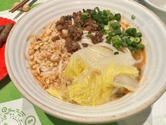 -渔语鱼酸菜鱼新川菜(来福士店)
