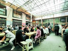 大堂-老光明岗琼甜茶馆
