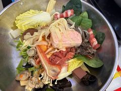 -醉人椒麻辣香锅(王府井喜悦店)