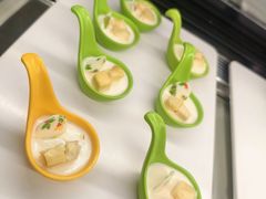 -亚洲国际大酒店·云顶阁旋转自助餐厅