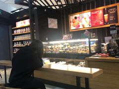 -星巴克(西安机场1店T3到达店)
