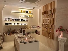 -HUATA 'Holiday Plan 花榻