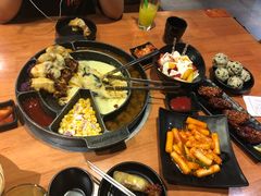 -肥肥虾庄·金牌油焖大虾(杨园滨江时代walk店)