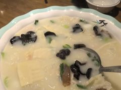 -春水锅贴·传统鲁菜(大明湖店)