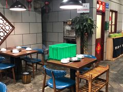 -超越炭火牛蛙火锅鸡(河东店)