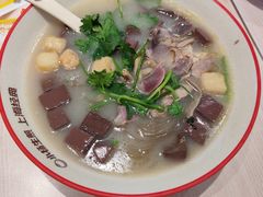 -小杨生煎(金山百联购物中心3楼店)