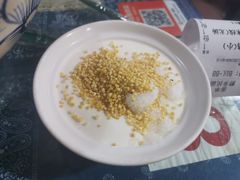 -蜗牛小馆醉乡民谣云南菜(惠新西里店)