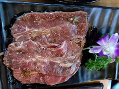 -唯成•韩国炭火烤肉 유성고기