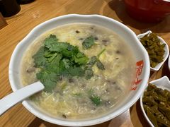 -肥叔锅贴(港澳广场店)