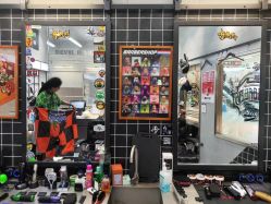 -Devilhands Barbershop男士理容店