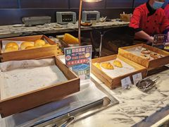 -南京长江之舟华邑酒店·鲜艳自助餐厅