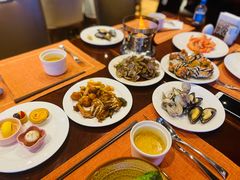 -武汉世茂希尔顿酒店·汇·全日餐厅