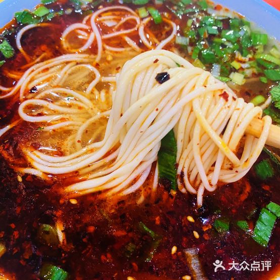 金鼎牛肉面(兰州市交通运输局东南)