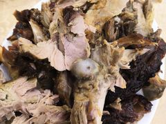 烤羊腿按只卖-维吾尔餐厅(宜山路店)