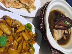 -老码头黑皮肘子锅包肉(赣水路店)