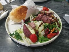 焗咸蛋三明治配澳洲低温牛肉沙拉-THE WOODS 简餐 (国贸商城店)