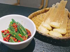 乡村锅边馍馍-万重锦·人文川菜馆(骡马市店)