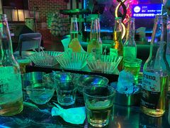 -汉斯酒吧