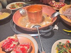 -菌自由丨野生菌火锅特色庭院餐厅(丽江古城店)