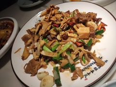 -韵秋荷(宝山龙湖天街店)