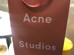 -Acne Studios(芮欧百货店)