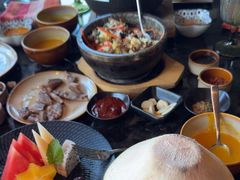 -雾山韩式烤肉·海南糟粕&椰子鸡火锅·海景餐厅(三亚绿发山海天JW万豪酒店)