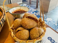 老贵阳豆腐圆子-包整·丝娃娃(一览甲秀楼风景店)