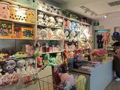 -百联临沂购物中心(临沂路店)