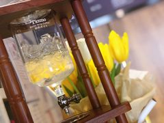 -ZING COFFEE 镜咖啡