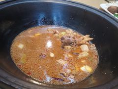 -万里闯关东铁锅炖菜馆(高新旗舰店)