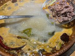 -洱火云南酸菜牛肉火锅(石景山当代商城店)