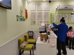 -艾吉宠物医院·疑难杂症转诊中心·猫友好(碧江路院)